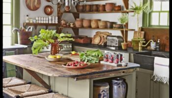 Lauku stila virtuves dekors burvīgai gaisotnei