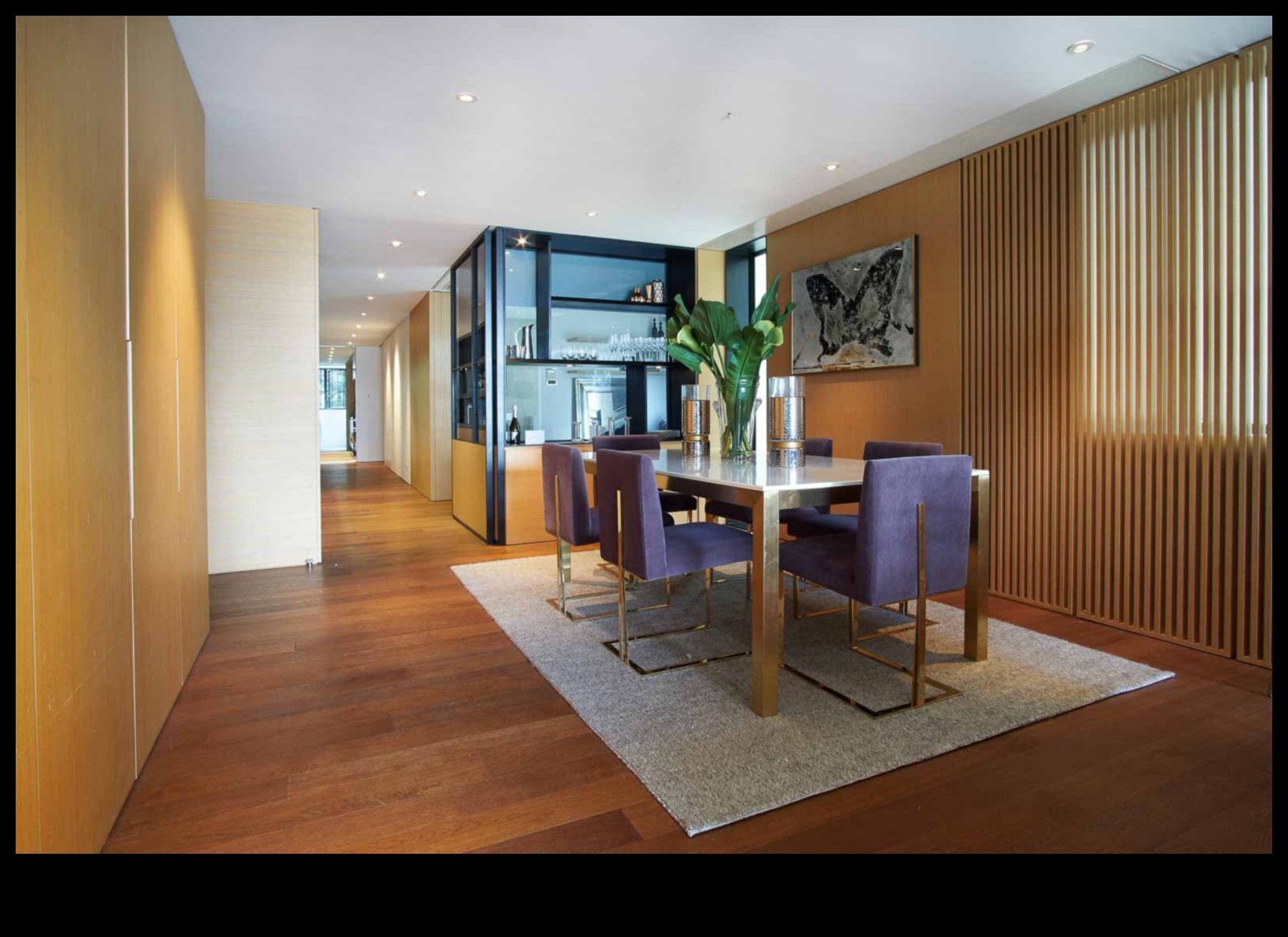 Kā es varu izvēlēties pareizo mājas dekoru savai telpai?