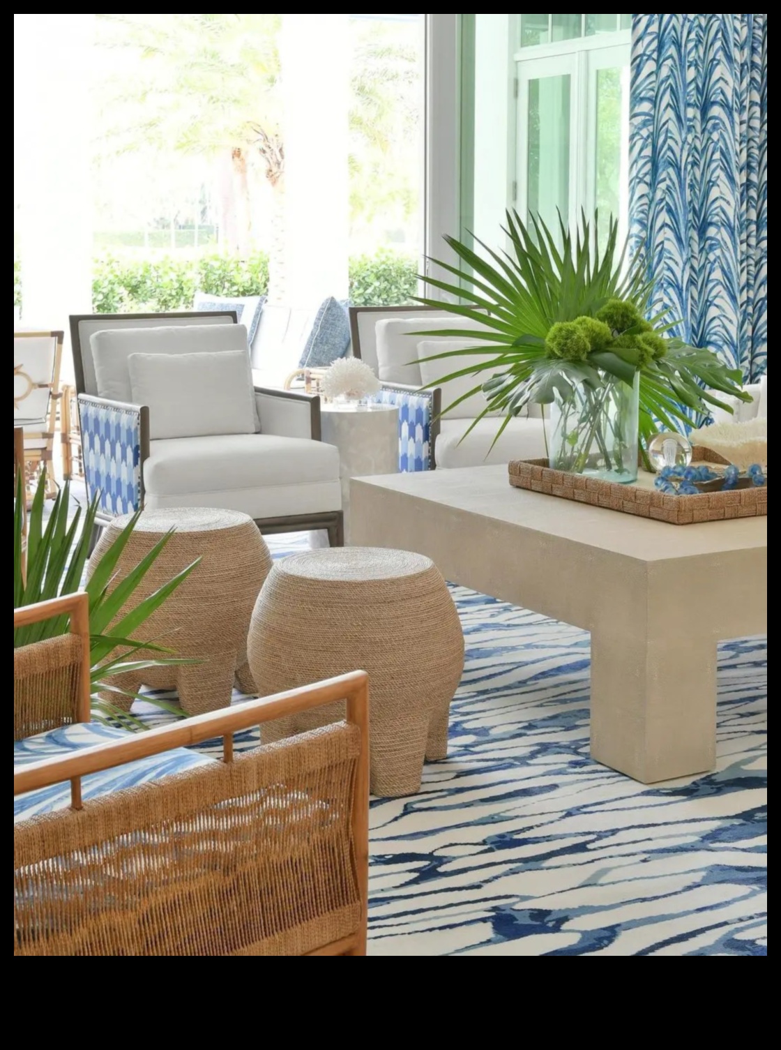 Kādi ir daži galvenie padomi, kā izrotāt āra atpūtas zonu ar jūras pieskaņām?