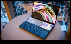 Divējāda lietojuma ierīces: klēpjdatori spēlēm un radošam darbam